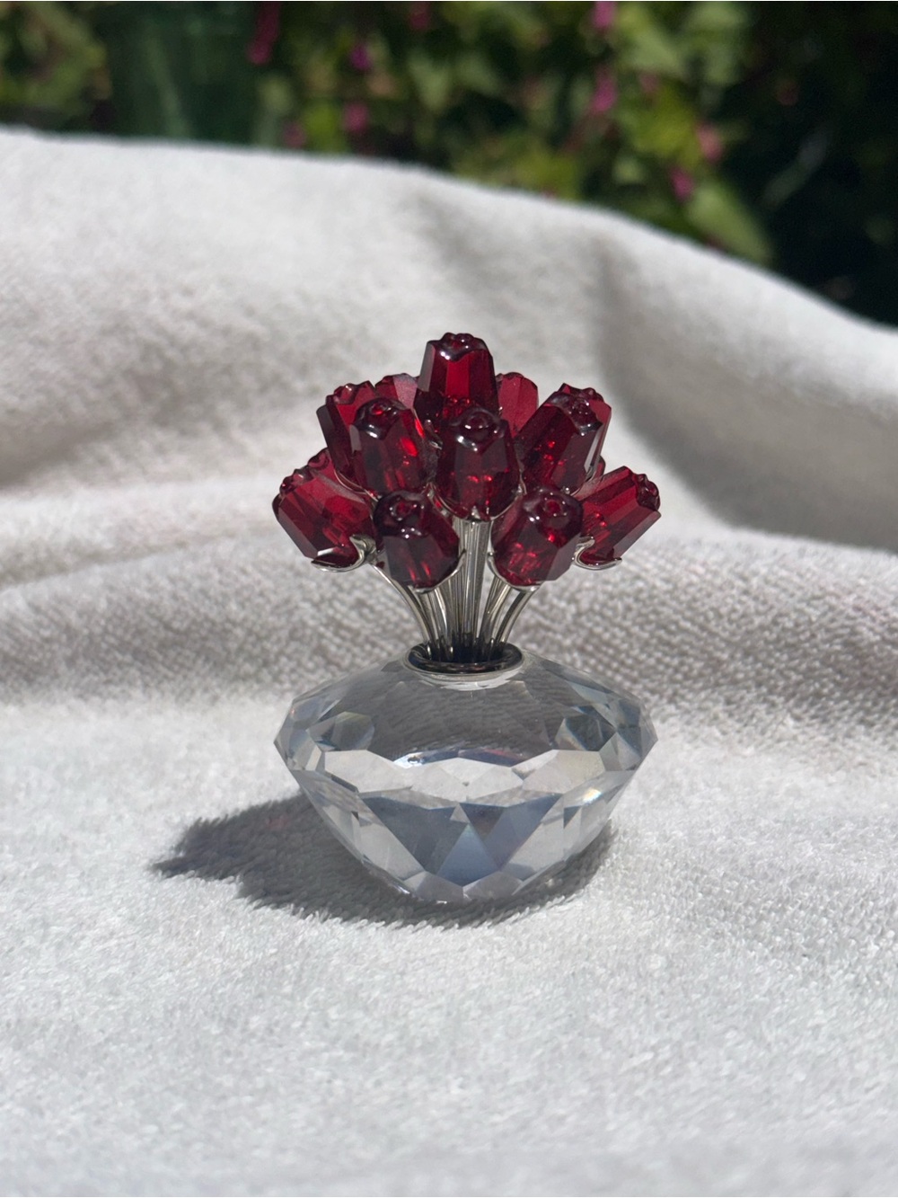 Swarovski SCS 2002 The Vase of Roses Jubilee Edition #283394 15 Red Roses Crysta
